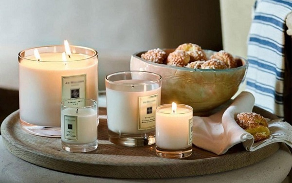 Set quà tặng nến thơm phù hợp để tặng những người yêu thích sự tinh tế