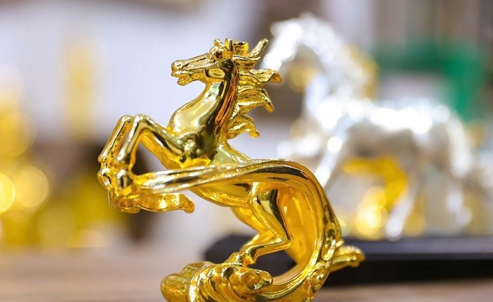 Tượng phong thủy cũng là món quà tết bố mẹ ý nghĩa