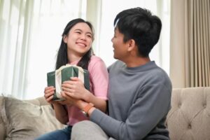 bộ mỹ phẩm tặng bạn gái