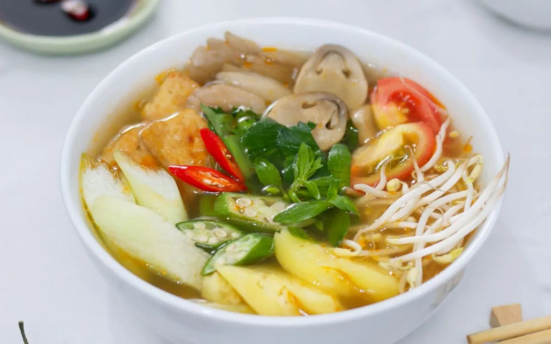 Canh chua chay thanh mát giúp gia đình giải nhiệt