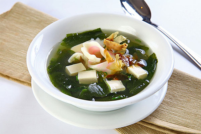 Canh rong biển đậu hũ non hỗ trợ giảm cân an toàn