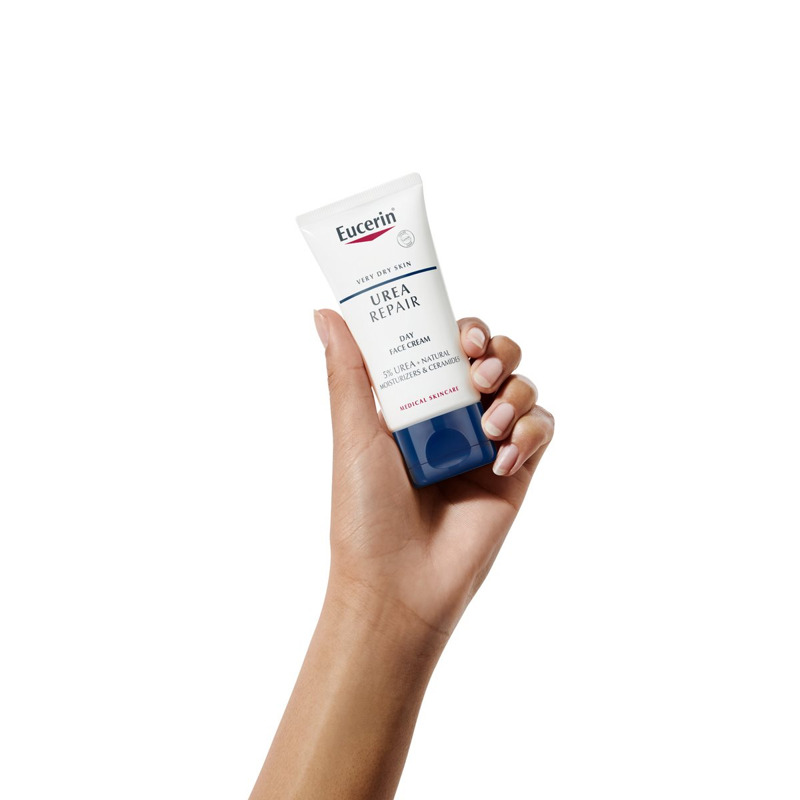 Eucerin UreaRepair chứa Urea 5% giải quyết triệt để da bong tróc