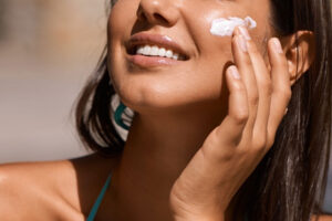 Hiểu rõ đặc tính da mụn giúp bạn tránh rủi ro kích ứng mỹ phẩm