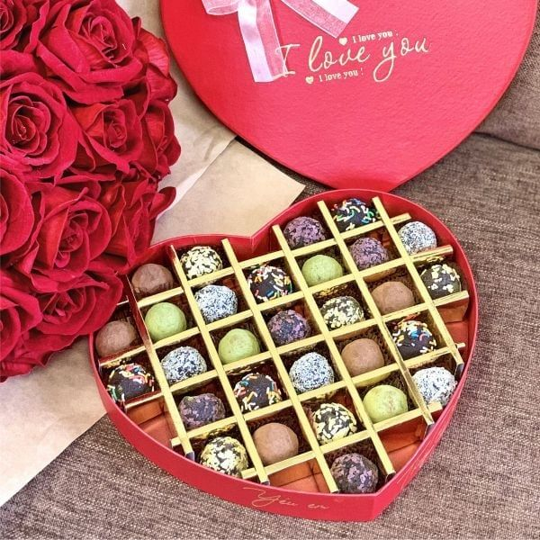 Hộp socola trái tim là thông điệp yêu thương lãng mạn nhất