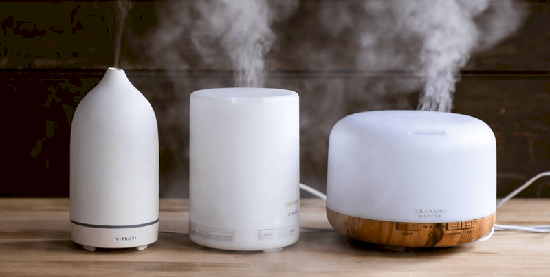 Máy khuếch tán tinh dầu là một món quà giúp người nhận được thư giãn tinh thần