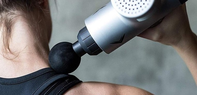 Máy massage giúp mẹ xoa dịu những cơn đau nhức tuổi già