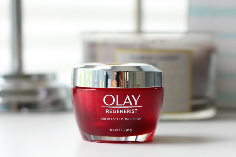 Olay Regenerist bổ sung Peptide hỗ trợ nâng cơ và chống lão hóa