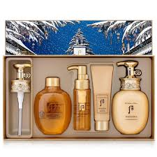 Set sữa tắm đóng hộp kính thể hiện sự quan tâm ân cần