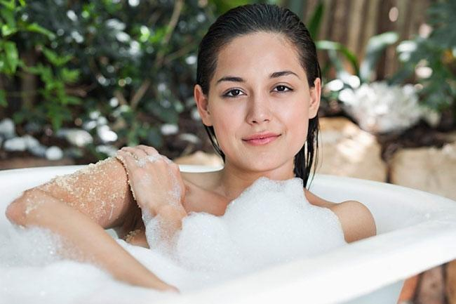 Sữa tắm lưu hương quyến rũ mang lại sự thư giãn tuyệt đối