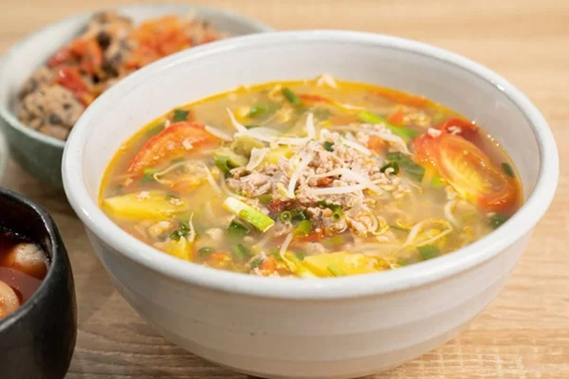 Tô canh chua thịt băm sấu tươi giúp bạn ăn ngon miệng
