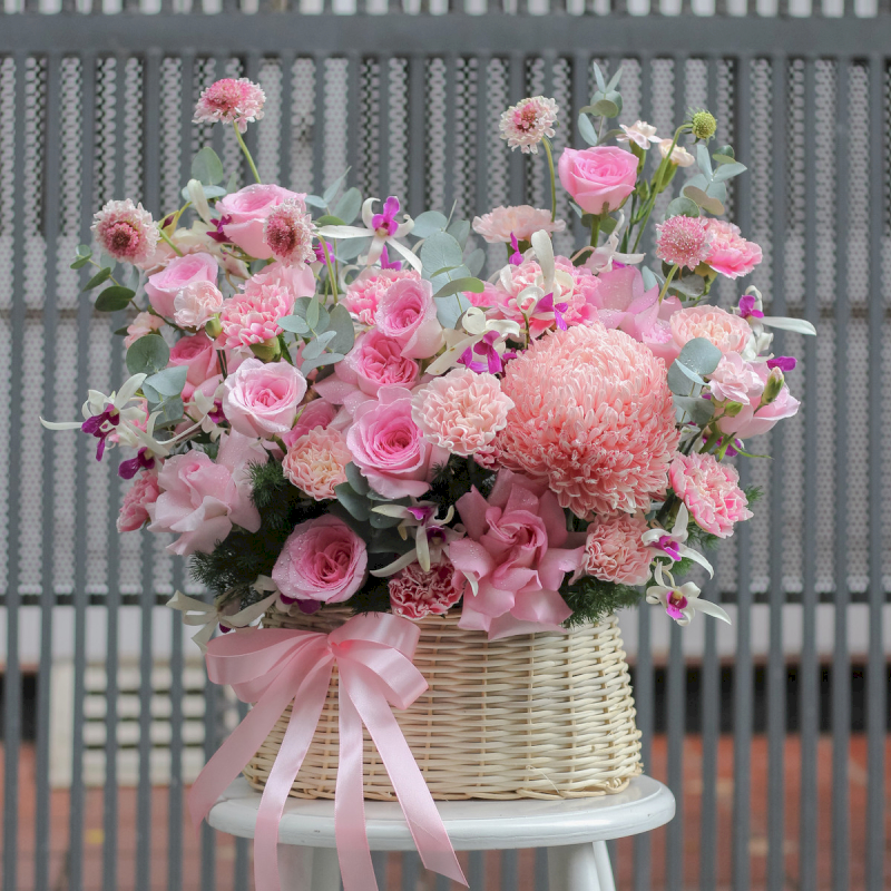 Với ngân sách dưới 500.000đ giỏ hoa chính là món quà hợp lý