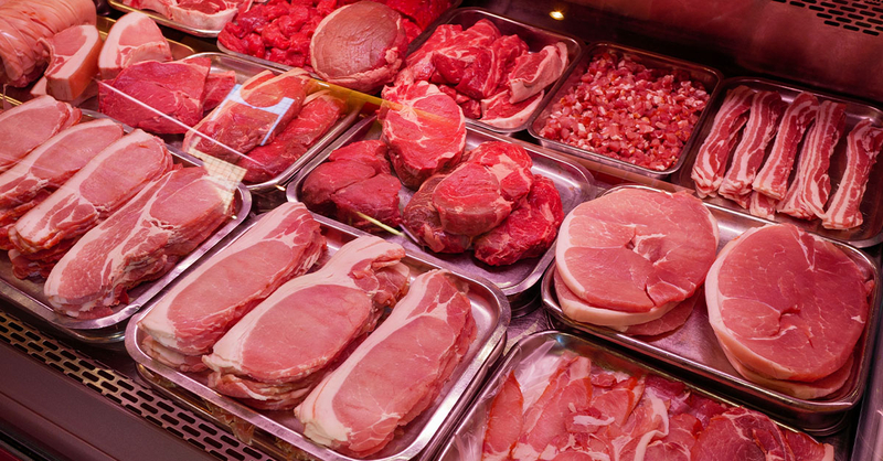 Dùng tay ấn nhẹ để xem thịt có độ đàn hồi tốt không.