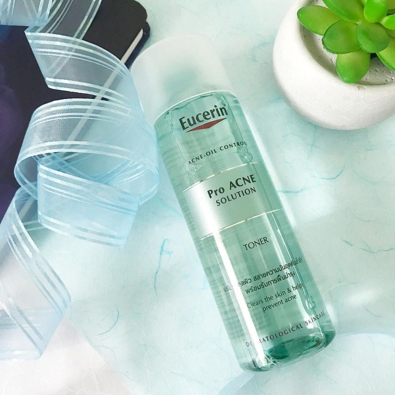 Eucerin ProAcne là dòng sản phẩm kháng khuẩn chuyên biệt cho da nhiều mụn