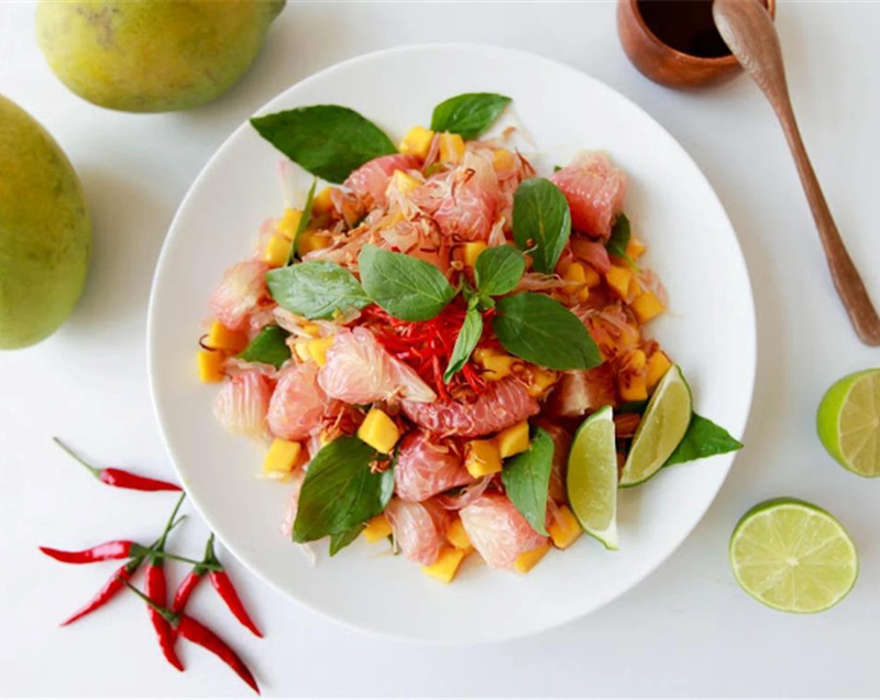Gỏi bưởi tôm chay chua ngọt thanh mát