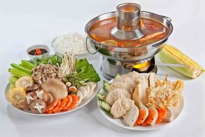 Lẩu Thái chay chua cay đậm vị, món lẩu gắn kết trong thực đơn chay đãi tiệc
