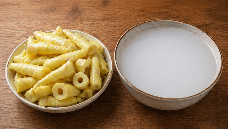 Ngâm măng với nước vôi trong thường dùng khi chế biến số lượng lớn