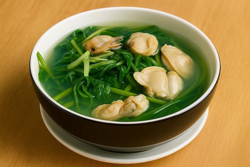 Ngọt thanh từ hến, nghêu kết hợp rau muống tạo vị thanh mát