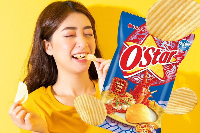 Snack và các loại hạt sấy nhâm nhi lai rai vô cùng vui miệng.