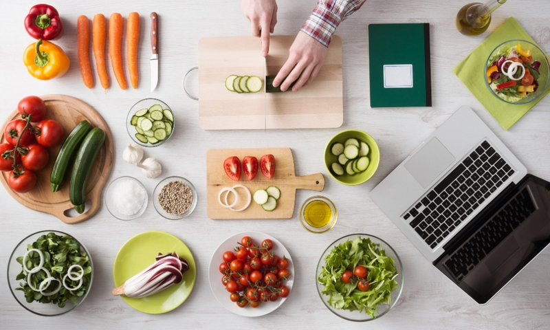 Việc chuẩn bị đồ ăn khoa học giúp chuyến đi suôn sẻ và sạch sẽ hơn