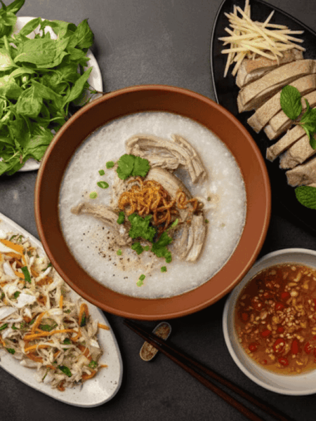 cach-nau-chao-vit-ngot-thit-sanh-min-thom-ngon-chuan-viet