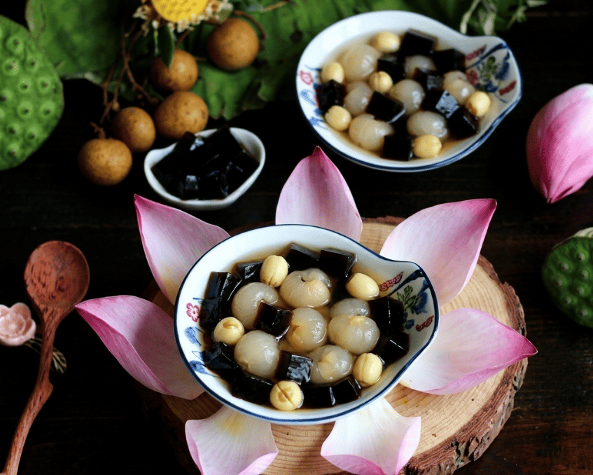 cach-lam-che-suong-sao-long-nhan-hat-sen-thanh-mat-thich-hop-giai-nhiet-cho-nhung-ngay-he-1