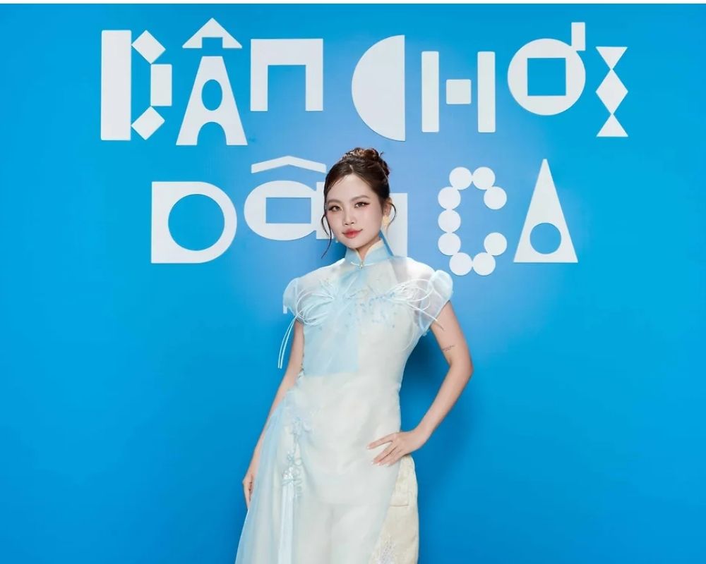 Phương Mỹ Chi khẳng định bước tiến nghệ thuật đột phá tại sự kiện ra mắt dự án âm nhạc mới.