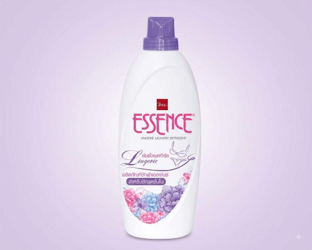 Nước giặt đồ nhỏ Essence Thái Lan giúp kháng khuẩn, ngăn ngừa vi khuẩn sinh sôi và giữ phom dáng đồ lót.