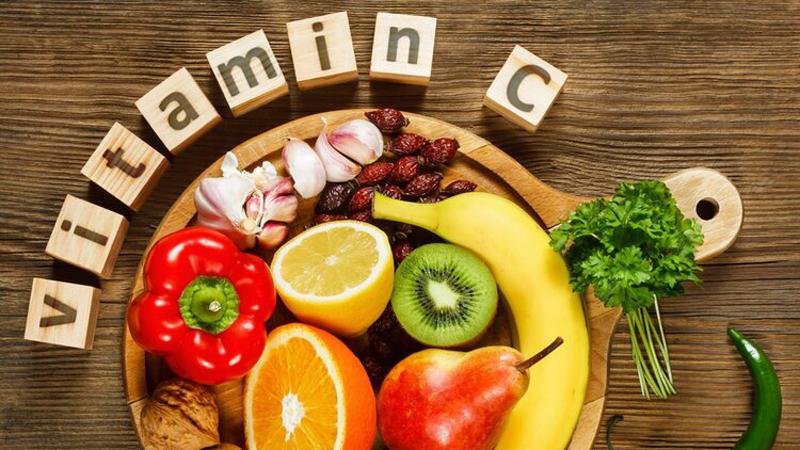 Vitamin C giúp bảo vệ tế bào khỏi sự hư hại của các gốc tự do