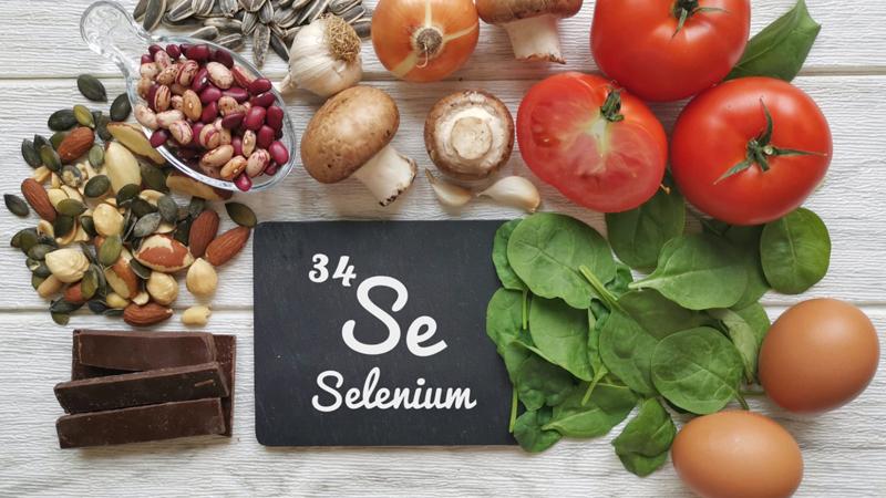 Selen giúp tăng cường sức đề kháng, duy trì sự khỏe mạnh và minh mẫn cho người lớn tuổi