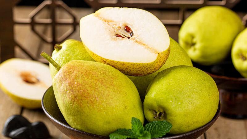 Quả lê là một loại trái cây rất thanh mát và giàu dinh dưỡng