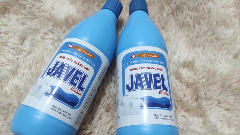 Mẹo tẩy trắng quần áo bằng nước tẩy Javel