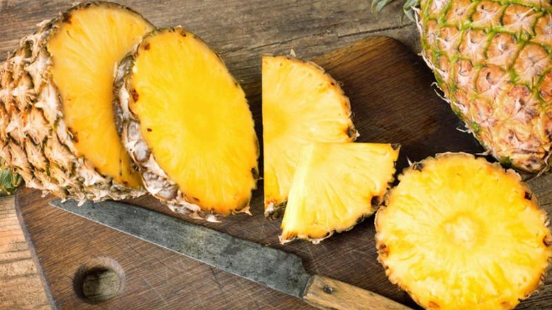 Thơm giúp cải thiện hệ tiêu hóa và tăng cường sức khỏe