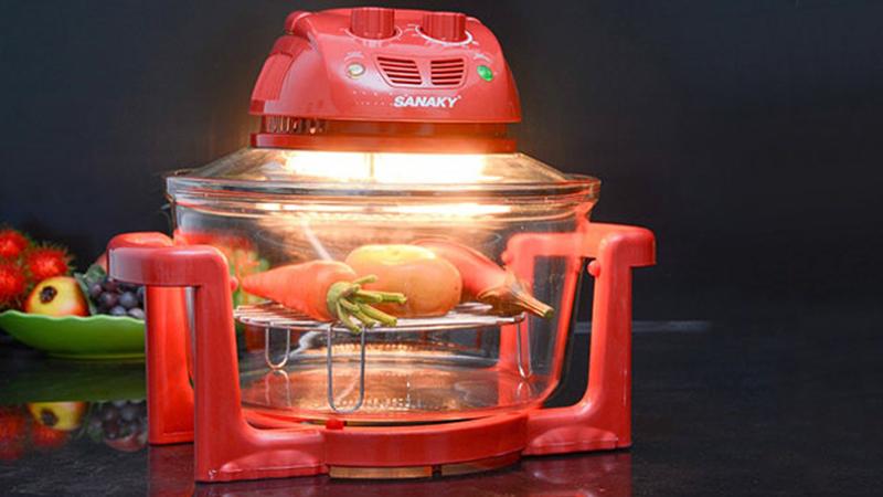 Lò nướng thủy tinh là một thiết bị nấu ăn được thiết kế với vật liệu thủy tinh
