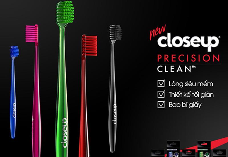 Bàn Chải Đánh Răng Close Up giúp làm sạch tới từng kẽ răng