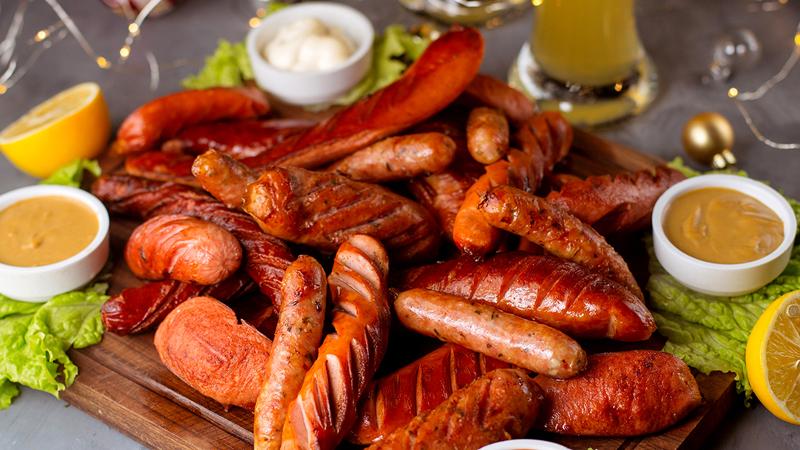 Bạn cần tránh các sản phẩm từ thịt đã qua chế biến