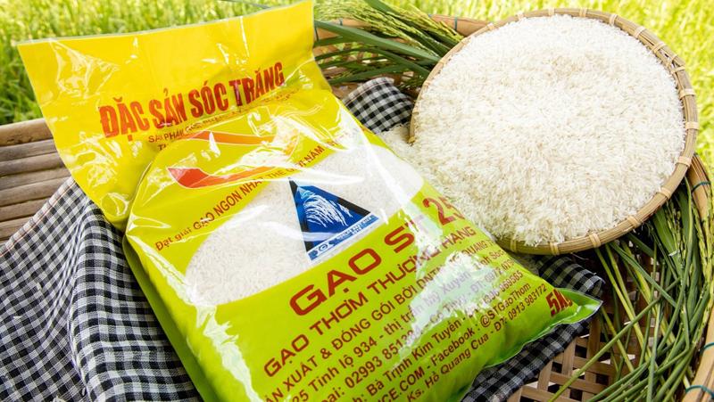 Gạo thơm ST25 được nhiều người tiêu dùng yêu thích