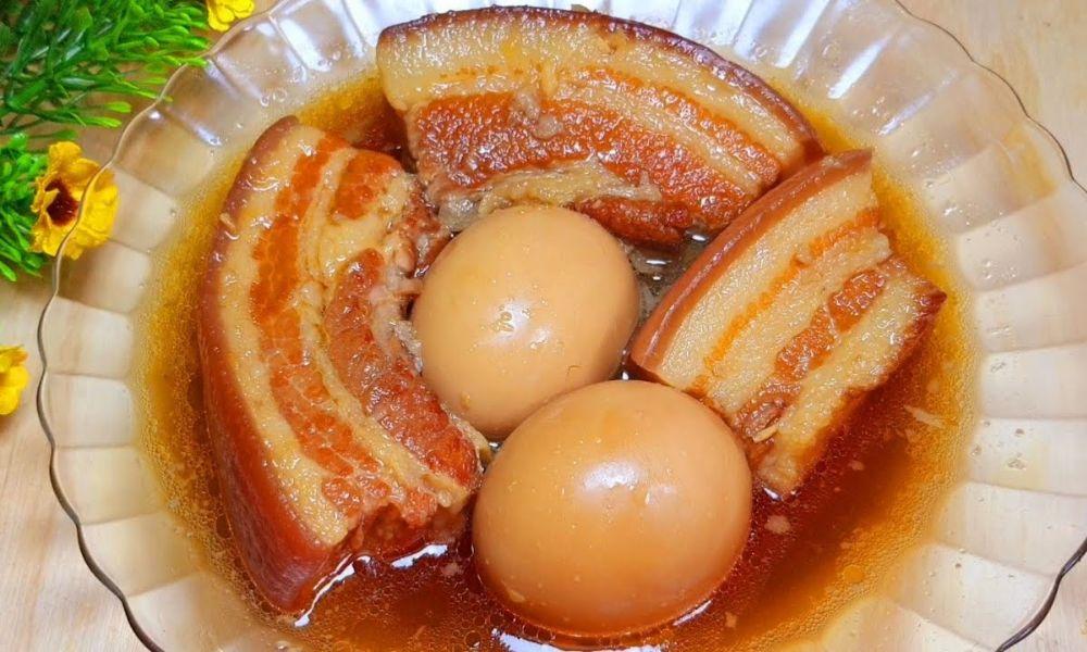 Cách nấu thịt kho hột vịt nước dừa