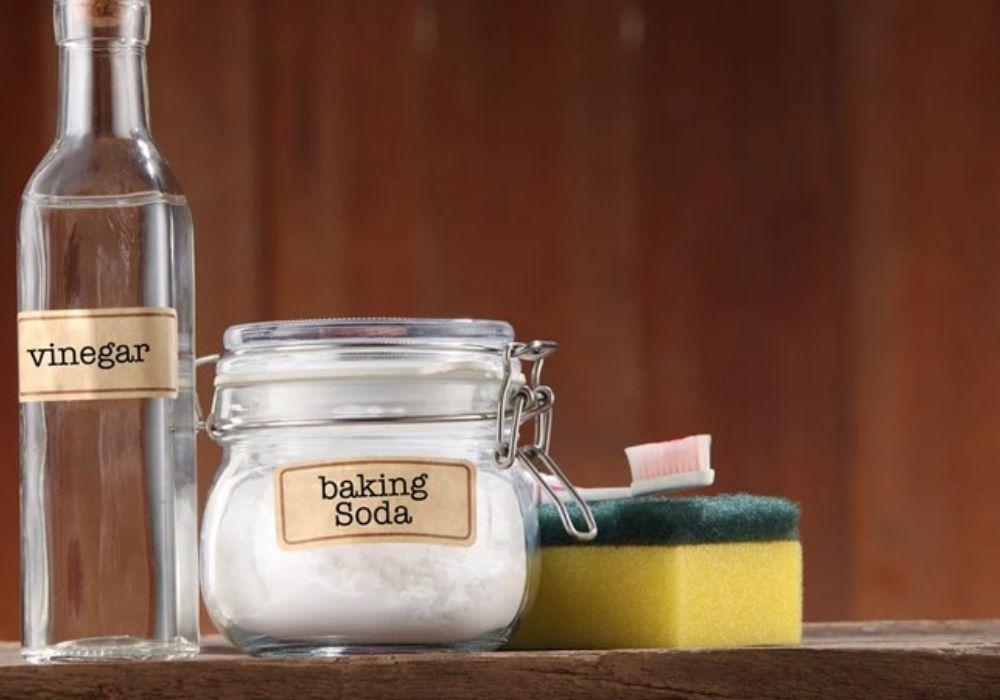 Cách rửa bếp nướng điện bằng hỗn hợp soda baking và giấm