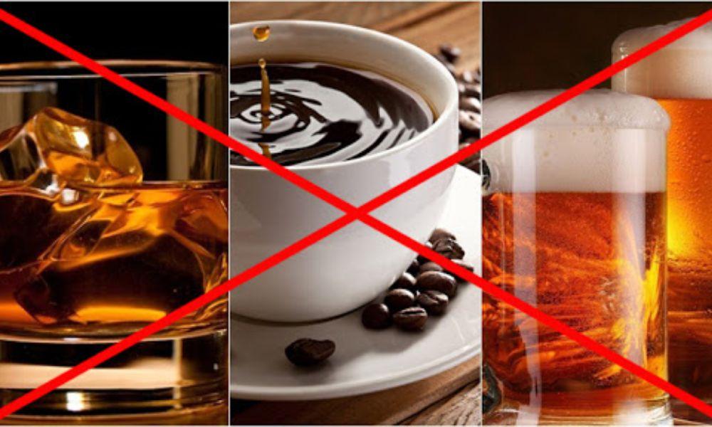 Người bệnh huyết áp cao nên hạn chế tiêu thụ các chất kích thích