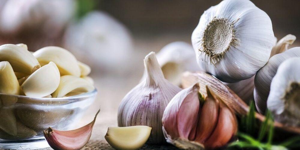 Ăn tỏi giảm nguy cơ bị suy thận