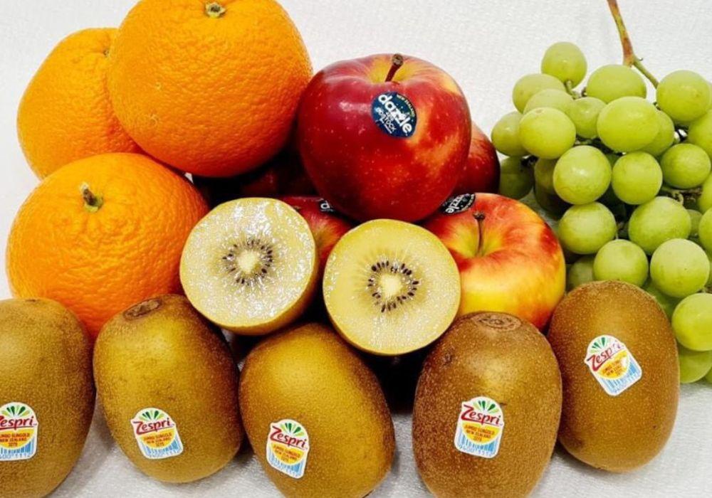 Trái cây nhập khẩu là các loại trái cây được mua từ các quốc gia khác và nhập khẩu về để bán tại quốc gia đang nhập khẩu