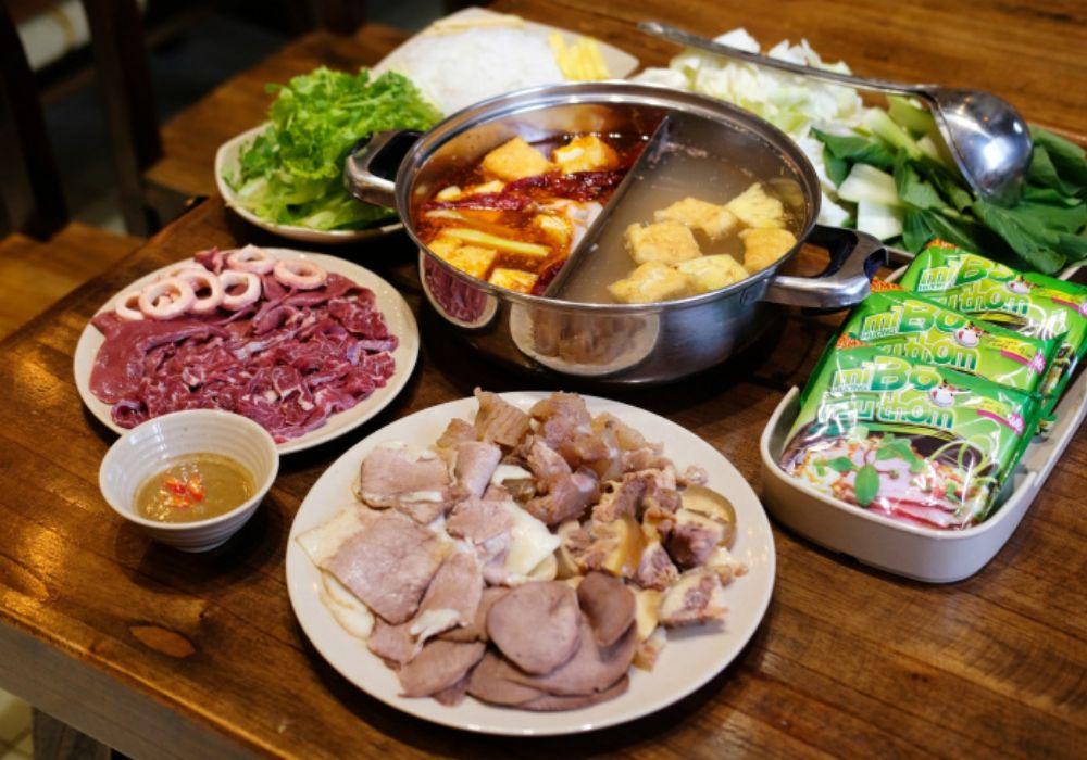 Cách nấu lẩu bò thập cẩm tại nhà