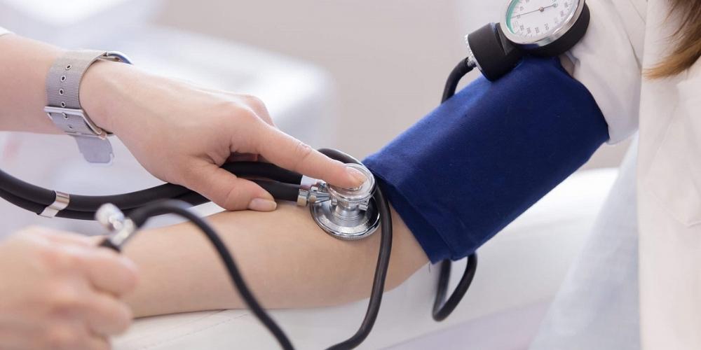 Uống nhiều cà phê gây tăng huyết áp