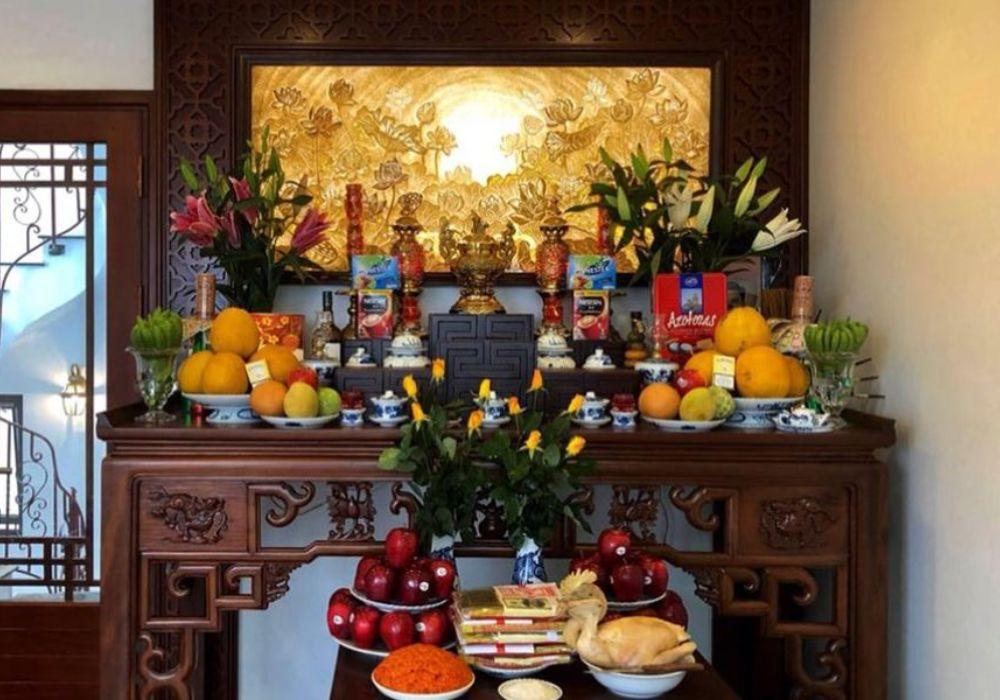 Trang trí bàn thờ tổ tiên ngày Tết