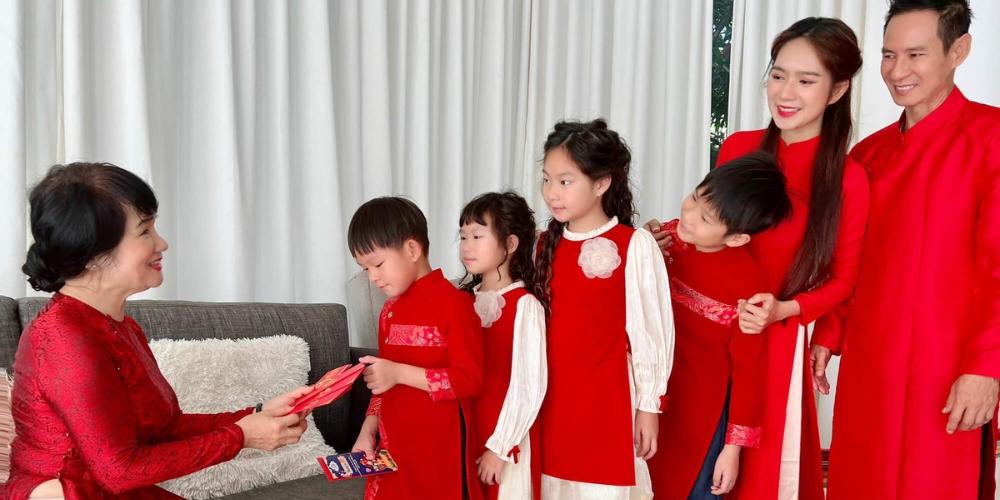 Nguồn gốc của lì xì đầu năm