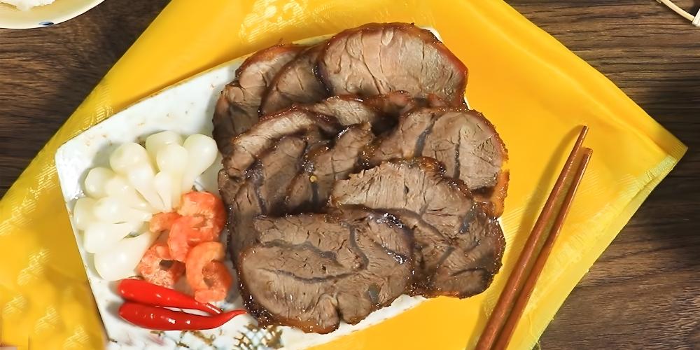 Món bò kho mật mía