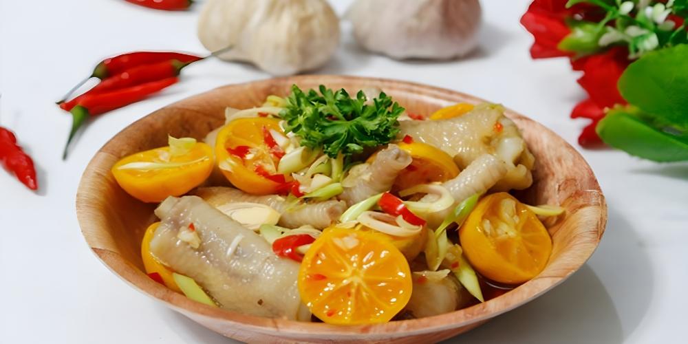 Chân gà ngâm sả tắc