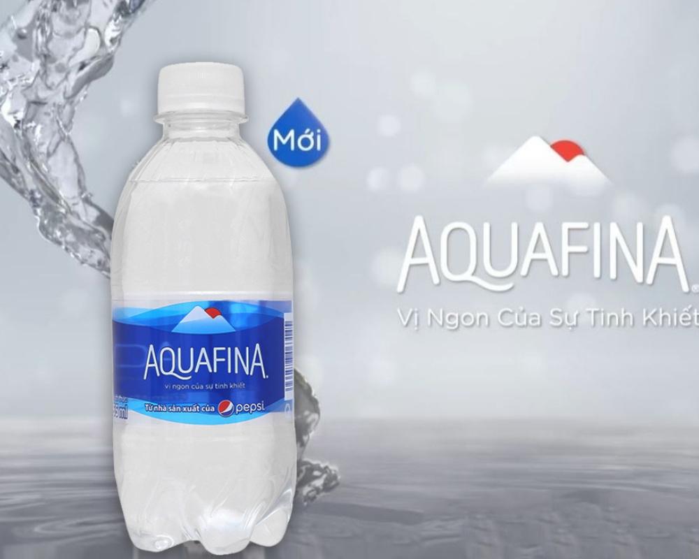 Uống nước suối Aquafina giúp giải nhiệt và sảng khoái