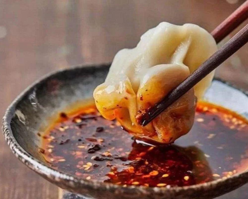 Dùng dầu hào như nước chấm