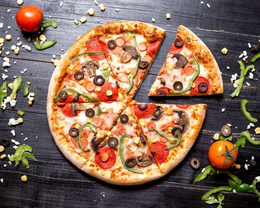 Pizza Ý là món ăn nổi tiếng khắp thế giới